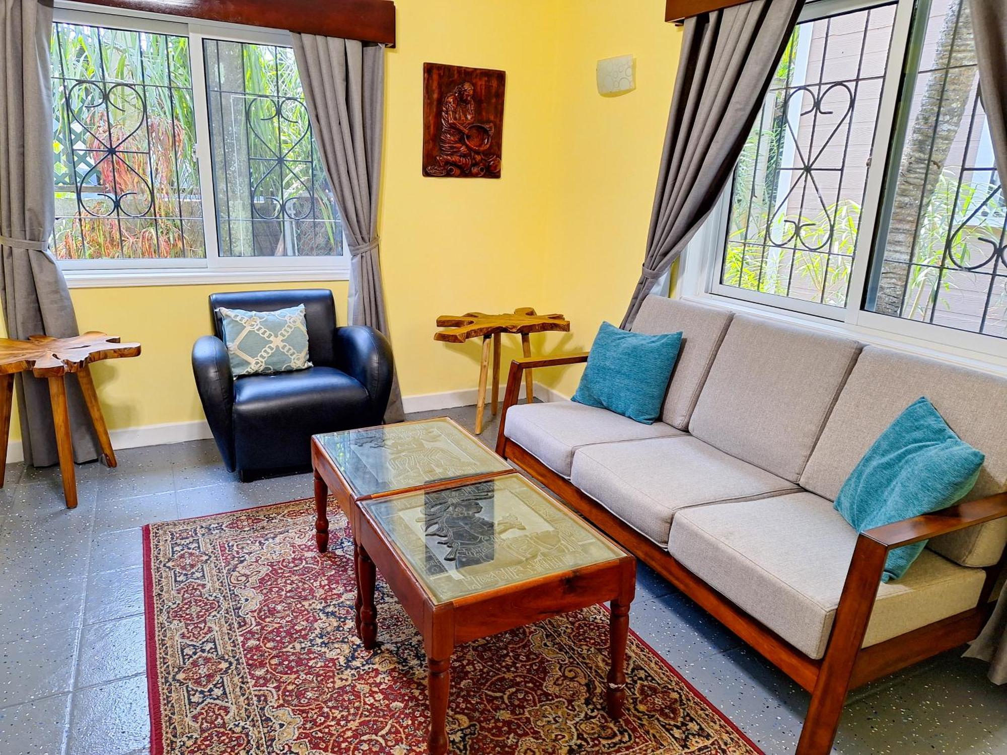 Harbour View Boutique Hotel & Yoga Retreat Belize City Exterior photo