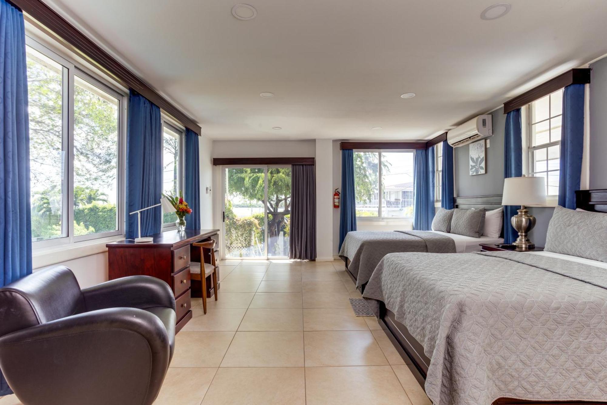 Harbour View Boutique Hotel & Yoga Retreat Belize City Room photo